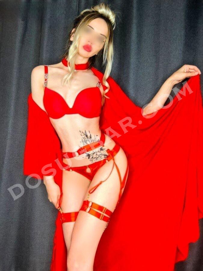 Карина, 25